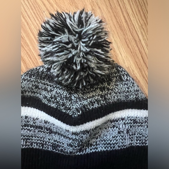 Tampa Bay Buccaneers Beanie NFL Super Bowl Champions Knit Hat Cap Pom Cuffed OS - Picture 4 of 8